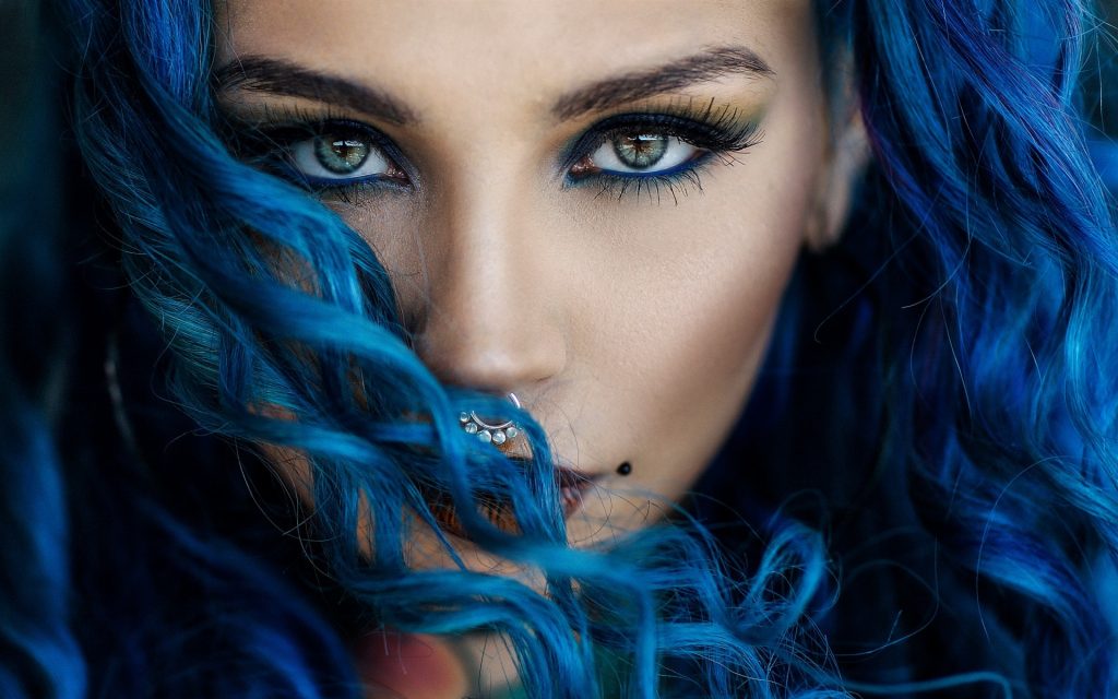 blue highlights in dark hair
